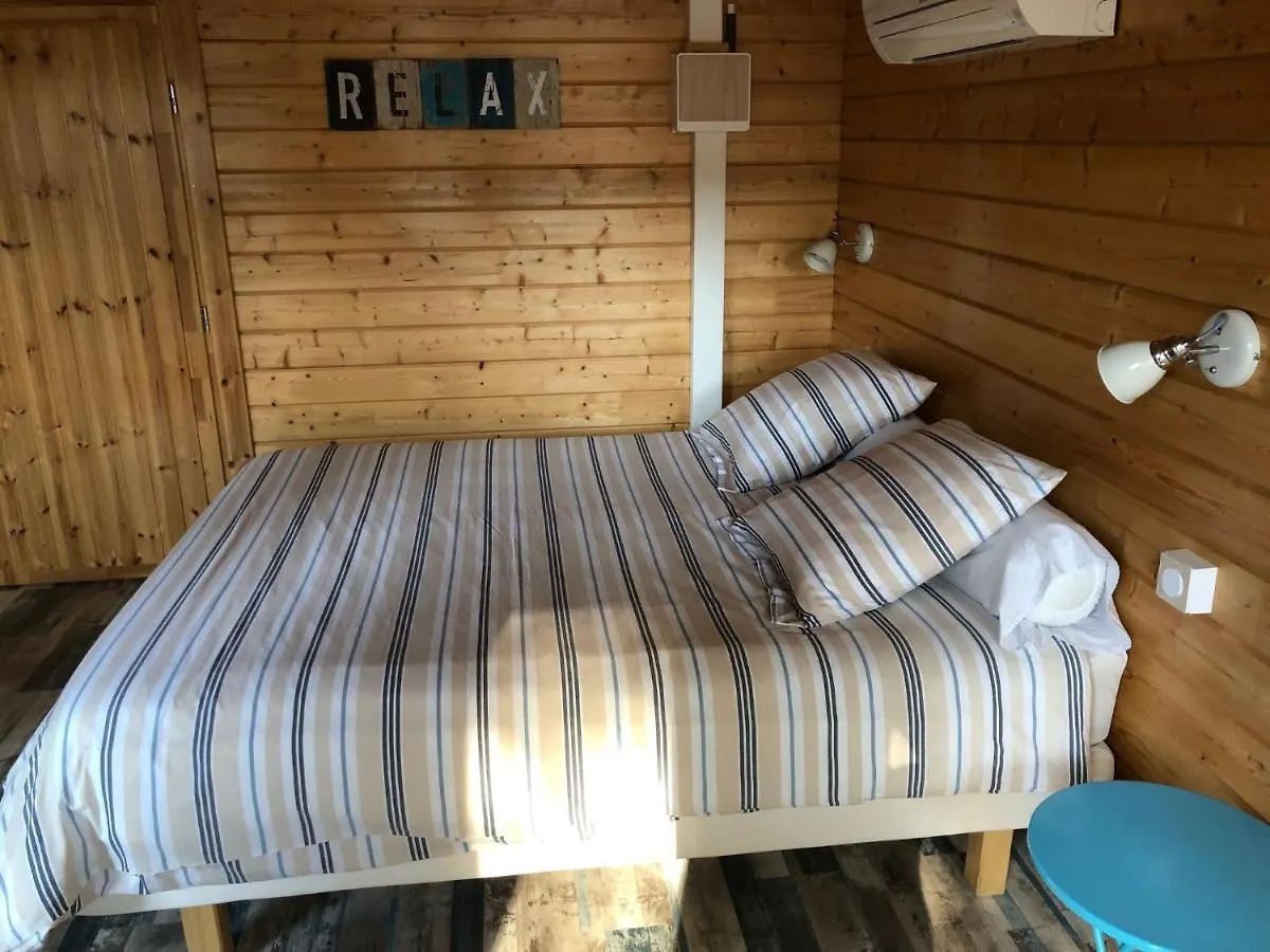 Chalet De La Source Rognac 0*,  France